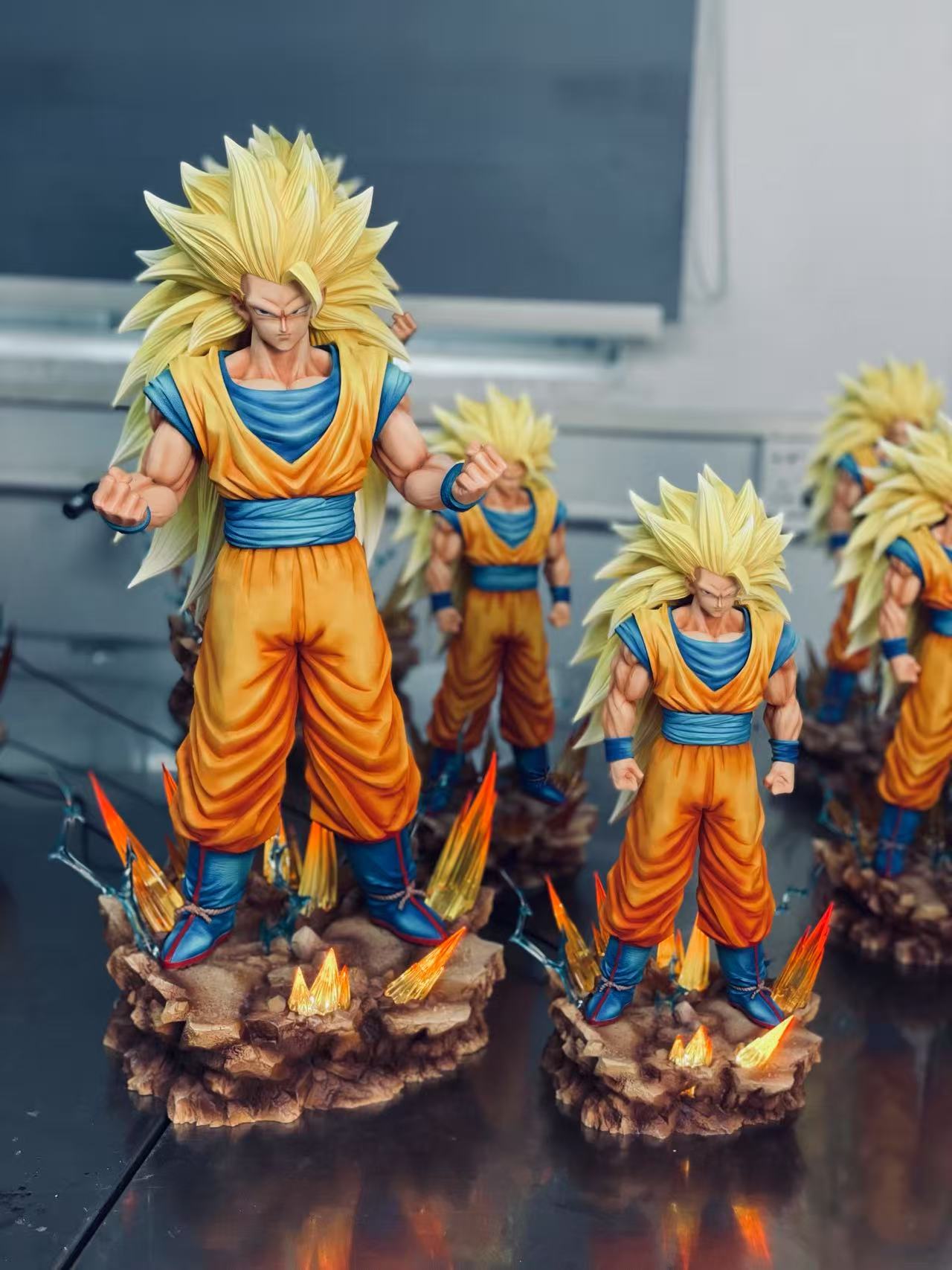 Infinite Studio -- Super Saiyan 3 Son Goku