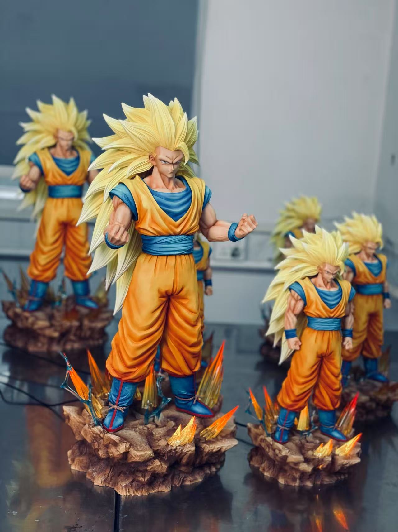 Infinite Studio -- Super Saiyan 3 Son Goku