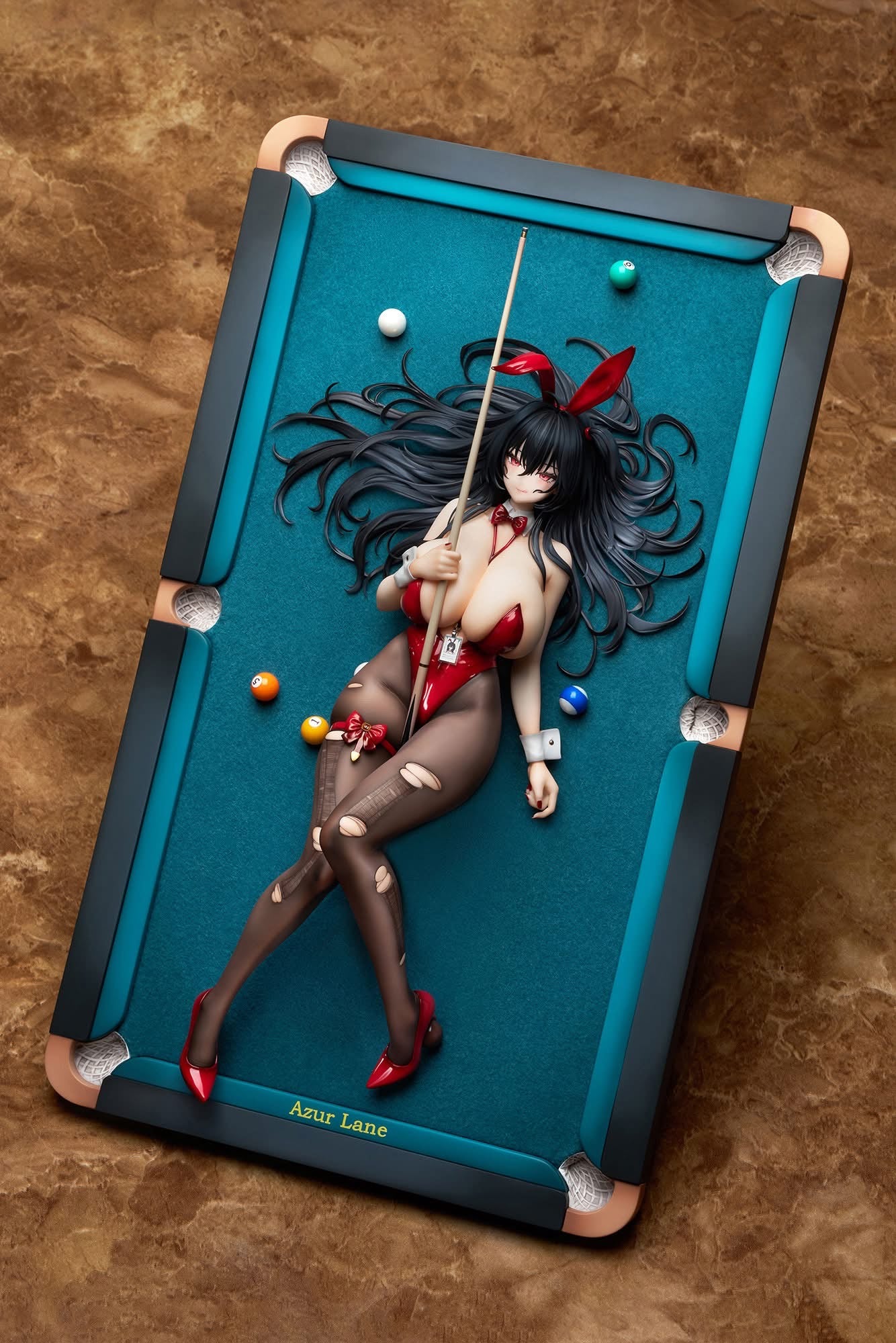 Apex Toys –– Taihou 1/7 Fun on the Baize (Azur Lane)
