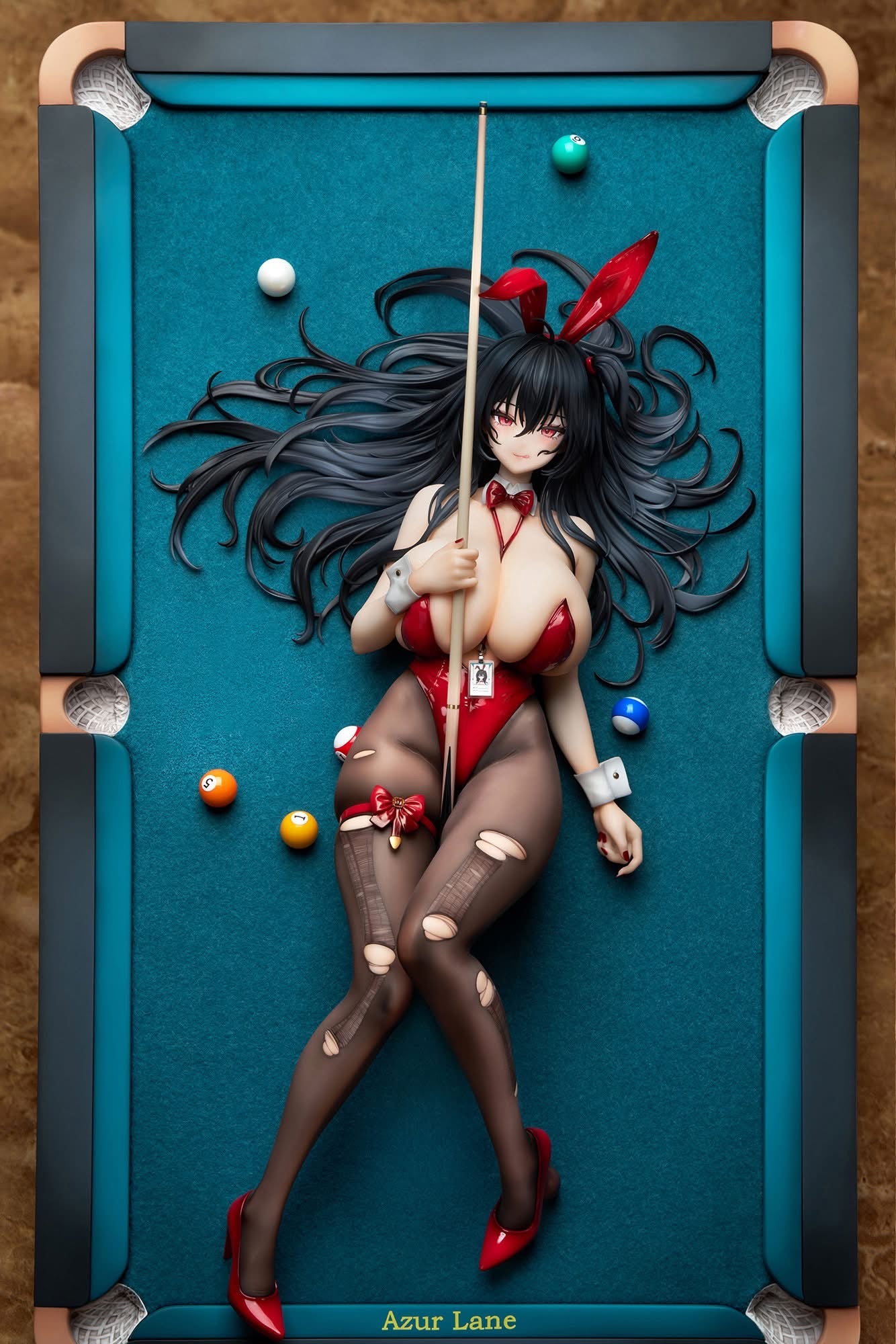 Apex Toys –– Taihou 1/7 Fun on the Baize (Azur Lane)